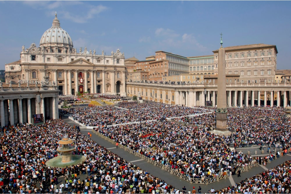 Apertura della Porta Santa a San Pietro: Inizia il Giubileo Ordinario 2025